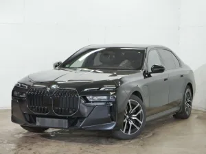 BMW 750e xDr. M Sport Pro NP 182200.- Exec.Loung Pak