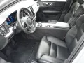 Volvo V60 Cross Country B4 AWD Ultimate Pano Head UP 3