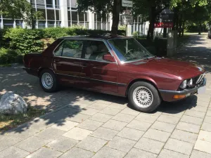 BMW 528i 5-Gang, Klima, H-Gutachten