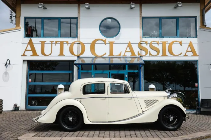 Jaguar Mark IV