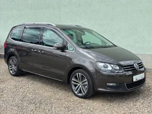 Volkswagen Sharan*DSG*Pano*Kamera*Navi*AHK*el.Schiebetüren
