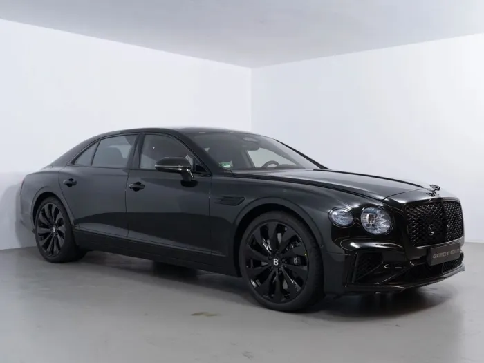 Bentley Flying Spur V8