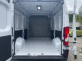 Peugeot Boxer Kasten Hochraum 2.2 335 L2H2 BlueHDi 140