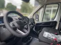 Peugeot Boxer Kasten Hochraum 2.2 335 L2H2 BlueHDi 140