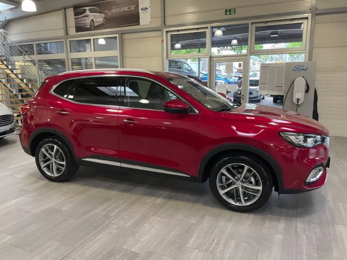 MG EHS 1.5 T Luxury Auto Luxury