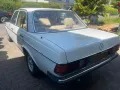 Mercedes-Benz E 230