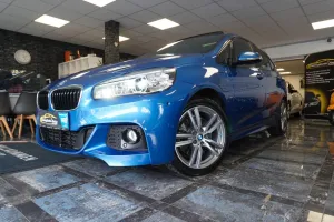 BMW 225 Active Tourer xe M Sport/LED/Navi/Leder/Pano