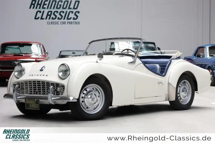 Triumph TR3A neues Interieur