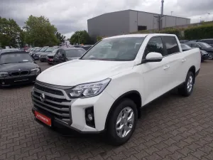 Ssangyong MUSSO Grand 4WD Autom., Navi ,Leder, Alu 18