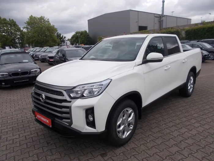 Ssangyong MUSSO Grand 4WD Autom., Navi ,Leder, Alu 18