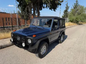 Mercedes-Benz G 230