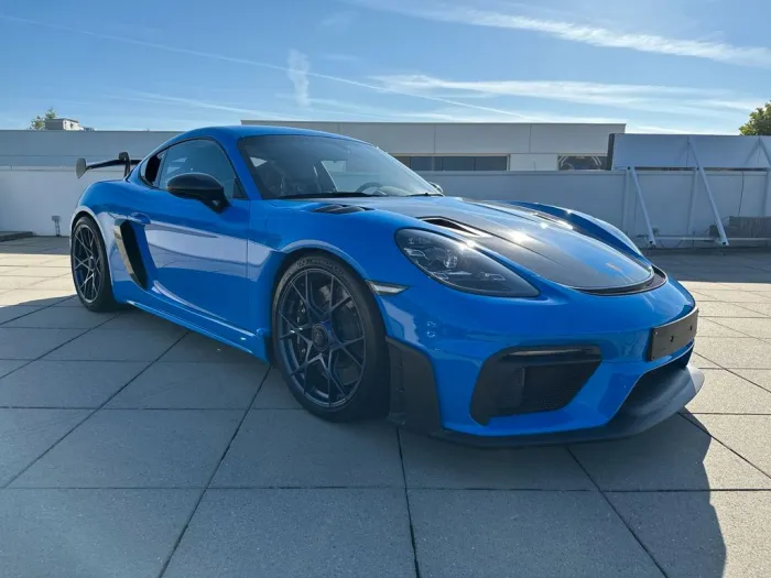 Porsche GT4 RS Weissach Lift Clubsport