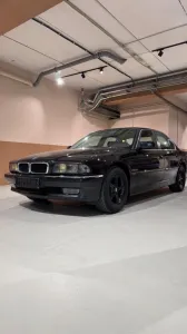 BMW 728i