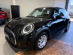 MINI Essential Trim *AUTOMATIK*LED*NAVI*DAB*