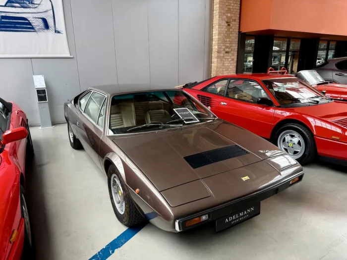 Ferrari Dino GT4*Marrone Metallizzato*beige*restored