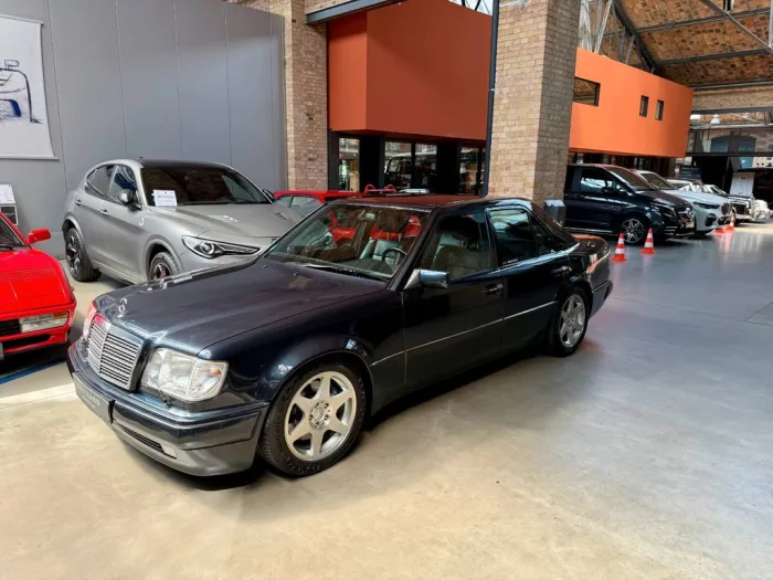 Mercedes-Benz E 500 Limited (W124) *Deutsch*Service*TOP