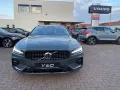 Volvo V60 B4 Plus Dark  ACC BLIS HUD PANO 360° 2,49%*