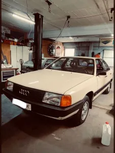 Audi 100 C3 Typ 44 - Oldtimer 