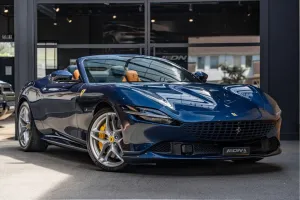 Ferrari Roma Spider Full Carbon Blu Sera JBL Alcantara 3