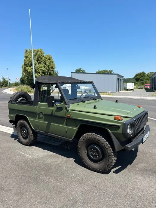 Mercedes-Benz G 240