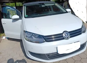 Volkswagen Sharan 7 Sitze  79759 km EZ 2019