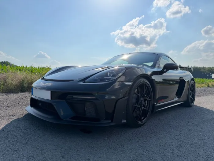 Porsche GT4RS Weissach Lift Garantie XPEL Schutz