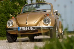 Volkswagen Käfer 1303 Cabrio Gold Bug Convertible EU