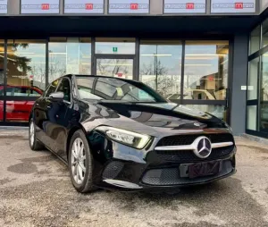 Mercedes-Benz MERCEDES-BENZ A 180 Classe A - BUSINESS *SOLO 67