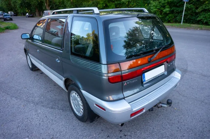 Mitsubishi 4x4! Space Wagon 1.8 