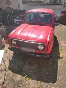 Renault R4, Oldtimer,  mit H-Kennzeichen.
