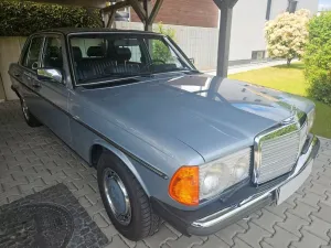 Mercedes-Benz E 230 W123 Automatik