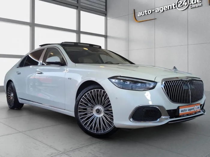 Mercedes-Benz  4M Maybach /elek.Fondtüren/4Sitzer/NP270T€