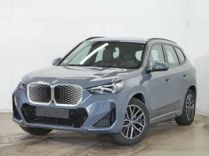 BMW iX1 xDrive30 -Aktivsitz -AC-Laden -M Sportpaket