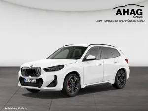 BMW iX1 xDrive30 M Sport Pro H/K 360° ACC HUD adapt.