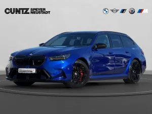 BMW M5 Touring Anhängerk. 360° Kamera B/W HiFi Drivi