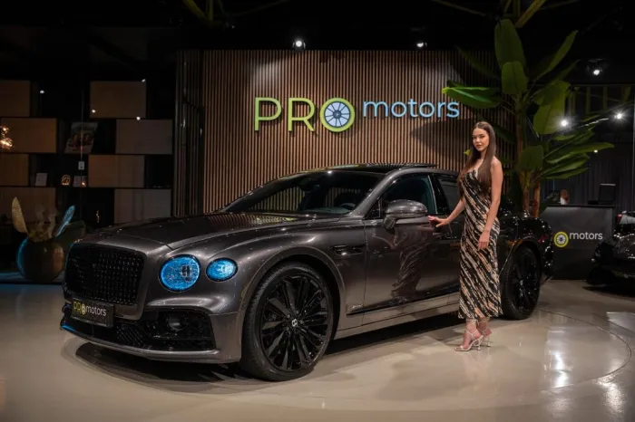 Bentley Flying Spur Speed W12 TOURING-B&O-NIGHTVISION