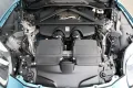 Aston Martin DB12 Volante 1. Hand