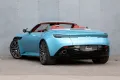 Aston Martin DB12 Volante 1. Hand