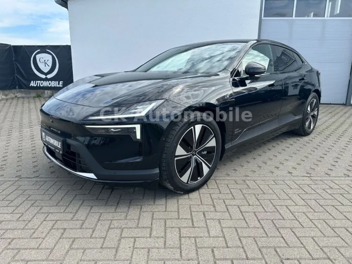 Polestar 4 LRDM 400 kW Long Range Dual/Pano/Head-Up