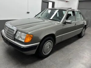 Mercedes-Benz E 260 Lim. W124 2-Hand H-Kennzeichen