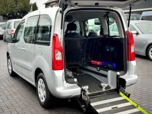 Peugeot Partner 'Behindertengerecht-Rampe'E.Seilwinde'Kl