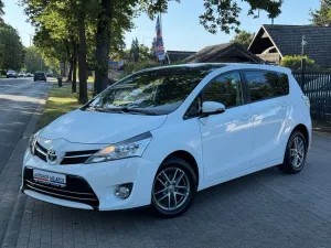 Toyota Verso SkyView Edition *PANORAMA*KAMERA*NAVI*