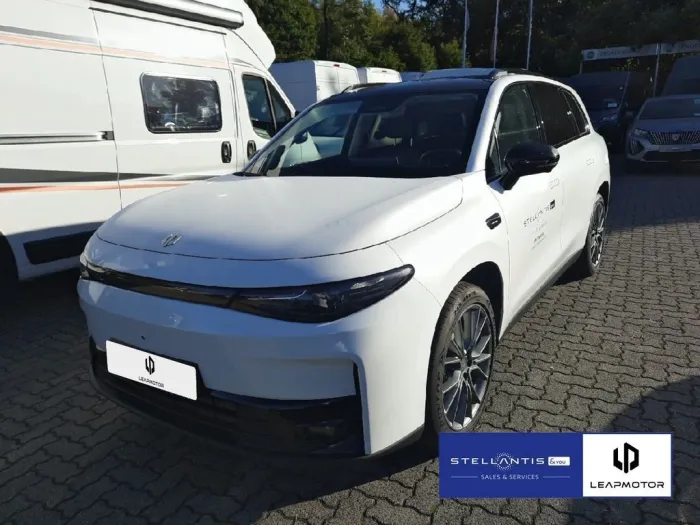 Leapmotor C10 1.5 REEV 28,4 kWh *Navi*PanoDach