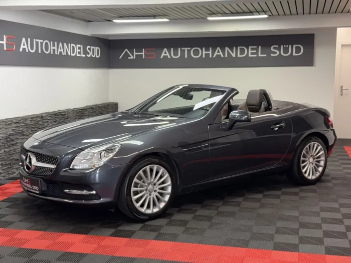 Mercedes-Benz SLK 250 *NAVIGATION*SHZ*LEDER*