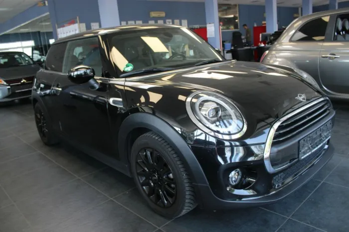 MINI One Blackyard - LED - SHZ - PDC -