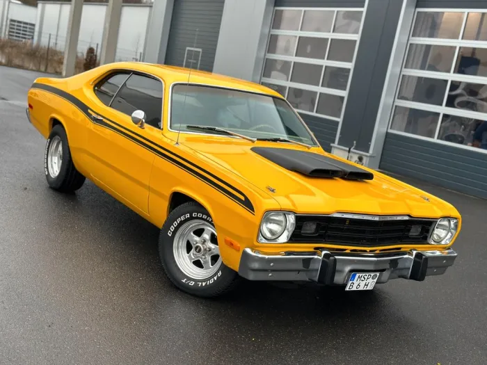 Plymouth DUSTER