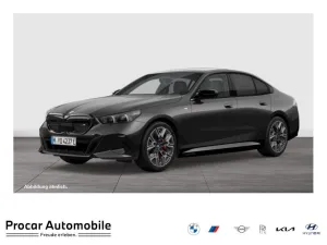BMW i5 M60 xDrive M Sport HUD PANO ACC 360°KAM RFK