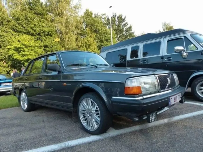 Volvo 240 GL