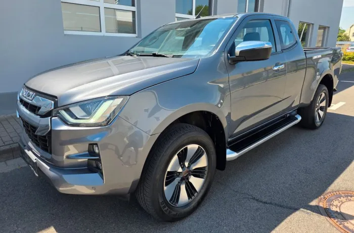 Isuzu D-Max Space Cab 4WD LSE AHK Leder
