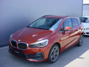 BMW 216dA Sport Line*LED*Navi*Kamera*